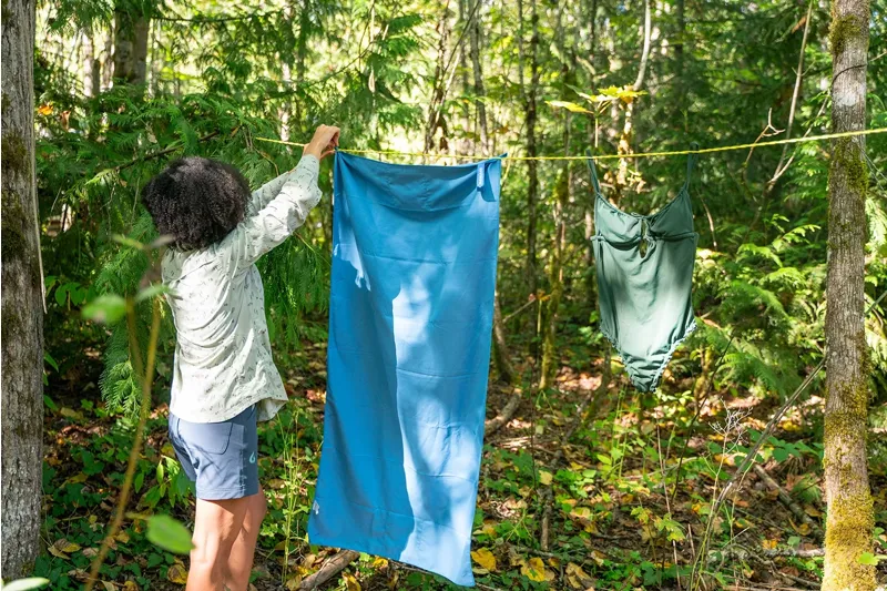 Coghlan's Bungee Clothesline-1