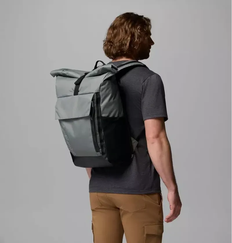 Columbia Convey III 27L Backpack in Sedona Sage / Black Lining / Sedona Sage-3