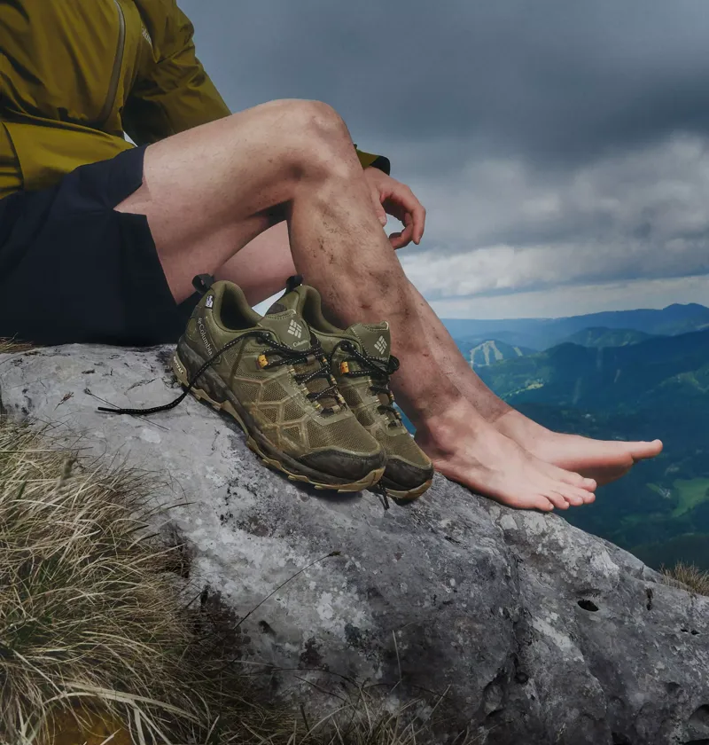 Columbia Men's Peakfreak 3 OutDry Hiking Shoes in Nori / Desert Gold-11