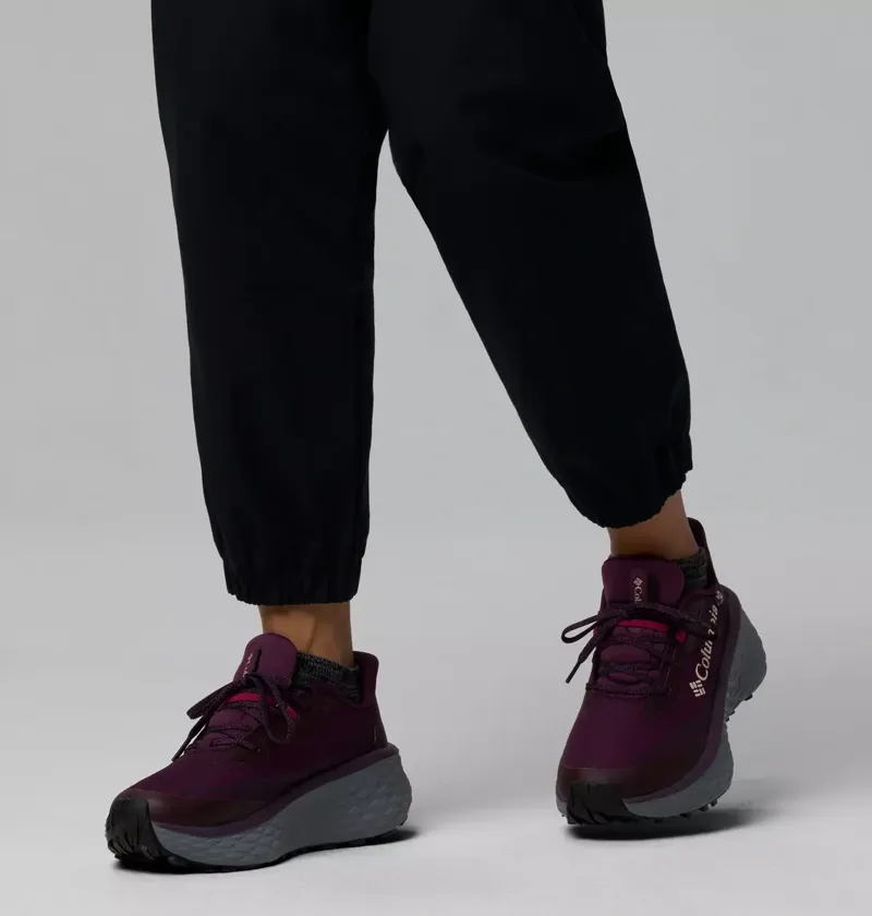 Columbia Womens Konos Trillium ATR Outdry Shoe in Black Cherry / Wine Berry-9