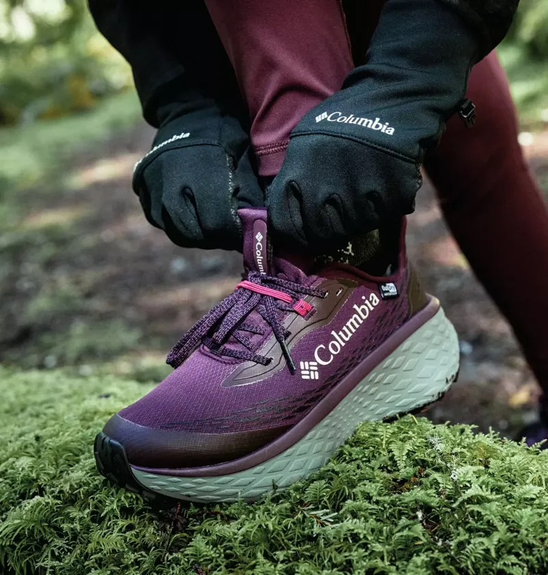 Columbia Womens Konos Trillium ATR Outdry Shoe in Black Cherry / Wine Berry-10