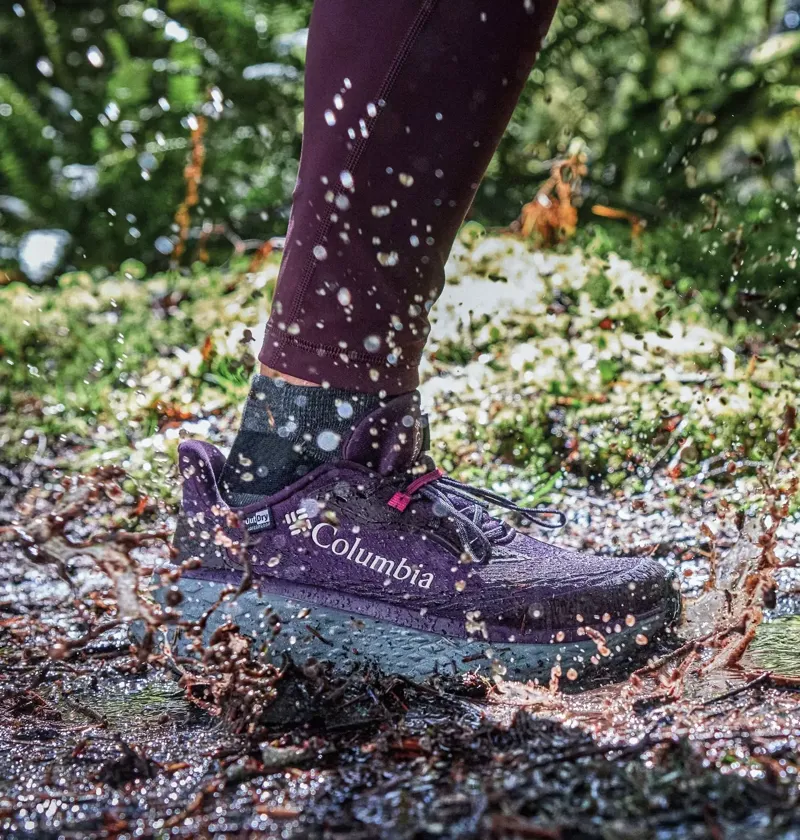 Columbia Womens Konos Trillium ATR Outdry Shoe in Black Cherry / Wine Berry-11