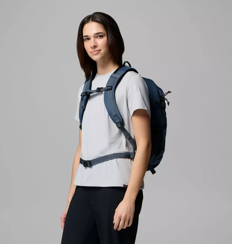 Columbia Castle Crest 25L Backpack in Nocturnal-8