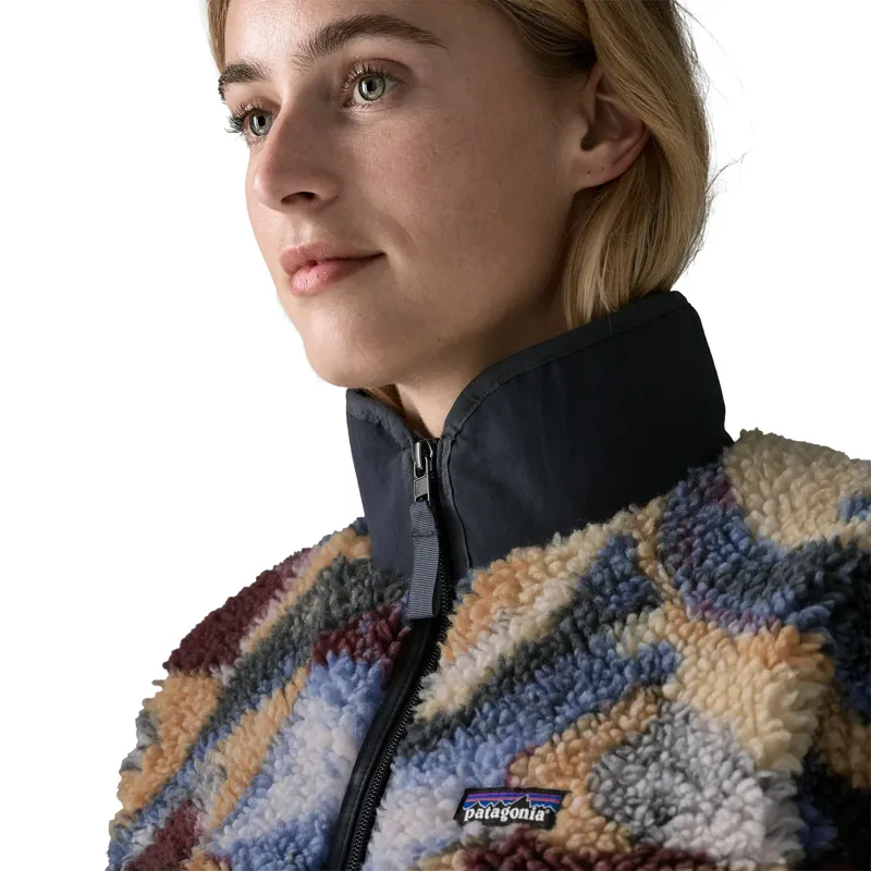 Patagonia Women's Classic Retro-X Fleece Jacket in Smudge / Smolder Blue-5