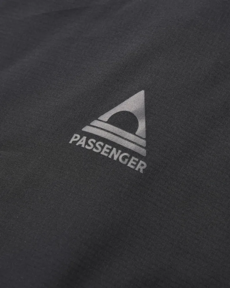 Passenger Mens Daybreak Lightweight Recycled Thermore Insulated Jacket 2 in Faded Black / Khaki-7