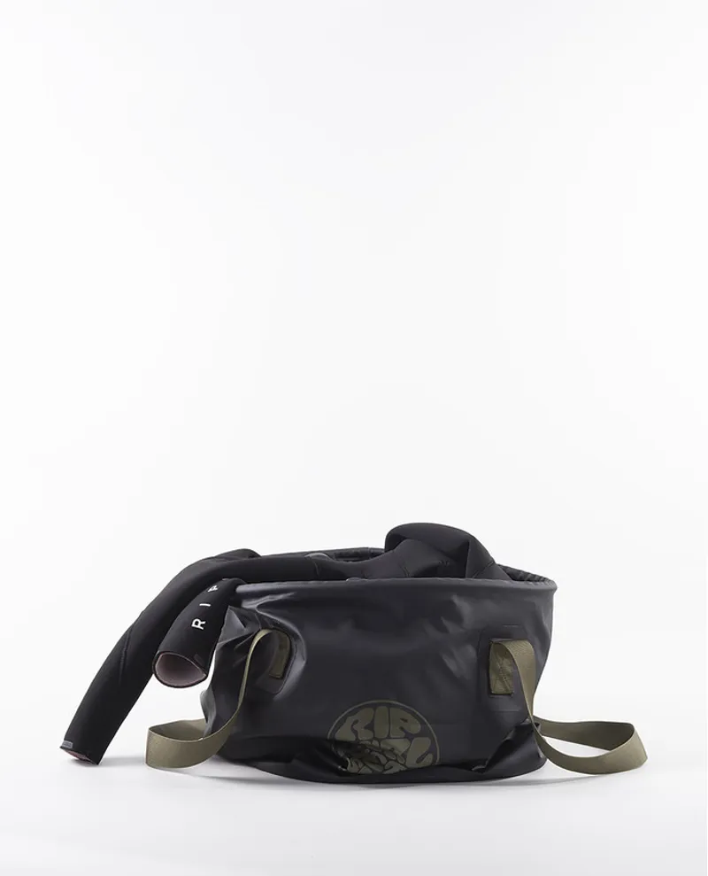 Rip Curl Men's Surf Series 50l Bucket in Black-1