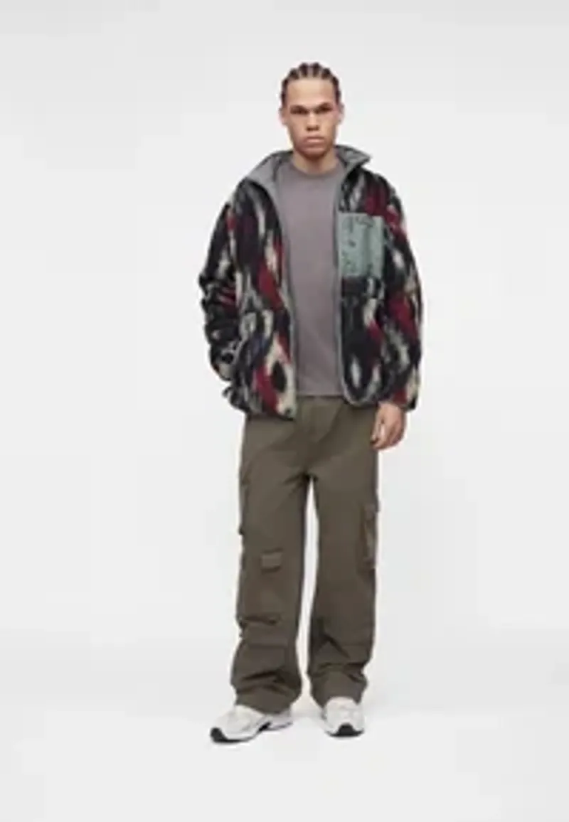 Columbia Men's Winter Pass Reversible Sherpa Fleece Jacket in Red Oxide Full Blur / Sedona Sage-5