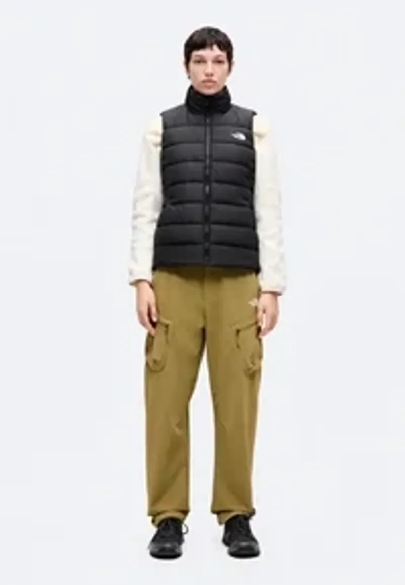 The North Face Womens Aconcagua Vest in TNF Black-1