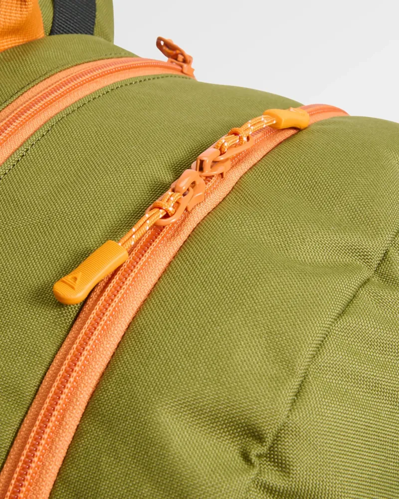 Passenger Boondocker Zip Recycled 22L Backpack in Black / Khaki-4
