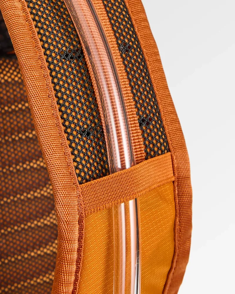 Passenger Trailscape Recycled 24L Backpack in Sunrise Orange-10