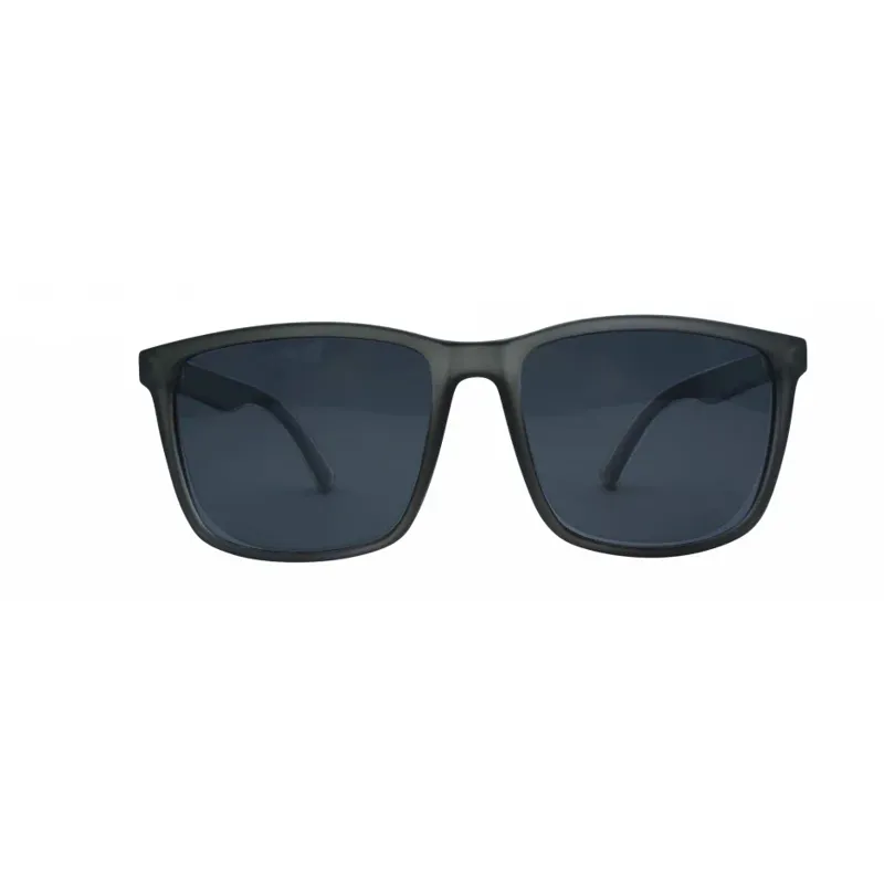 I-Sea Hopper Men's Sunglasses Grey in Smoke Polarised Lens