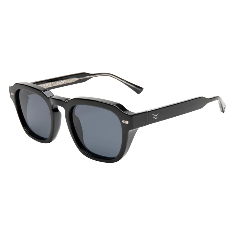 I-Sea Hudson Men's Polarised Sunglasses in Black/Smoke-1