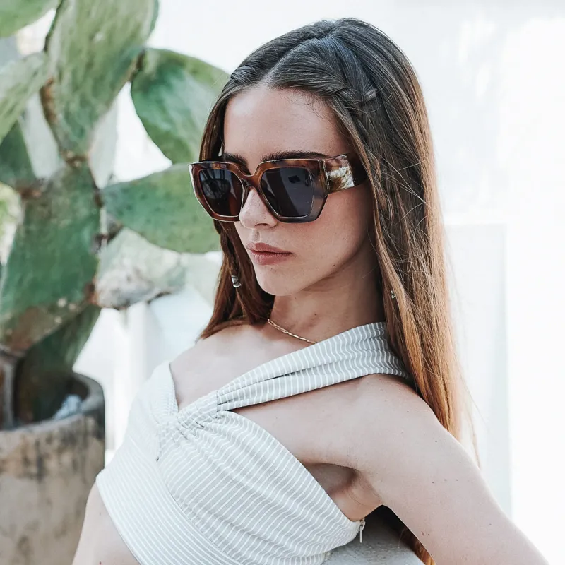 I-Sea Olivia Women's Polarised Sunglasses in Mocha Tort-3