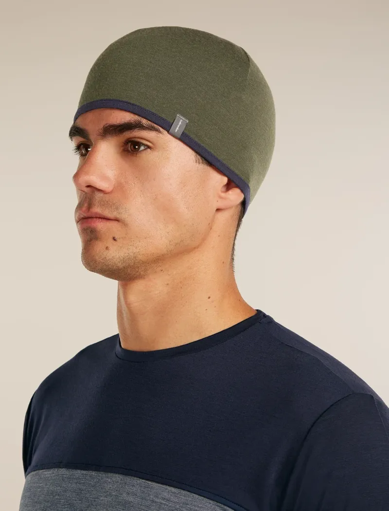 Icebreaker 200 Oasis Reverse Beanie in Dark Loden / Midnight Navy-8