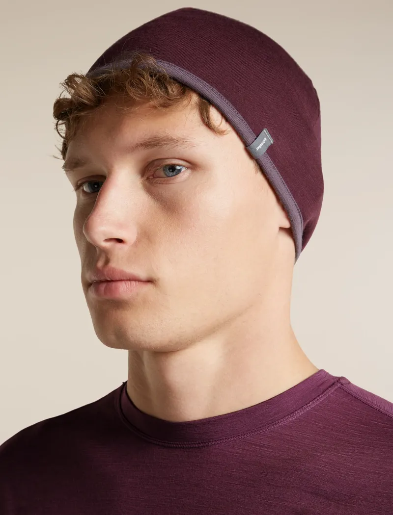 Icebreaker 200 Oasis Reverse Beanie in Dark Berry / Grey Plum-4