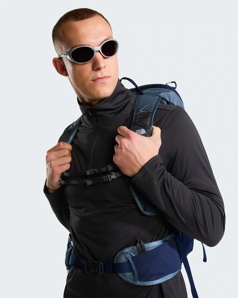 The North Face Mens 24/7 1/4 Zip Tee in TNF Black-10