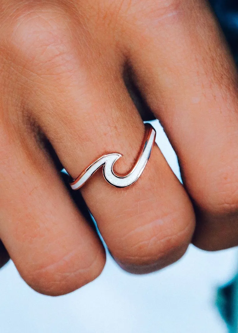 Pura Vida Enameled Wave Ring in Rose Gold-3