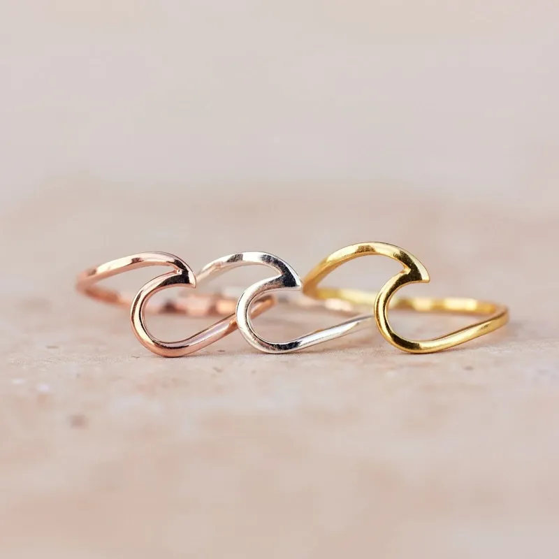 Pura Vida Wave Ring in Gold-2