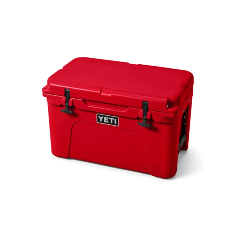 Yeti Tundra 45L in Rescue Red