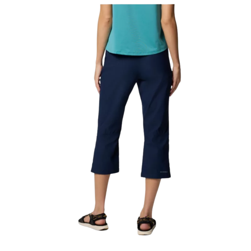 Columbia Womens Leslie Falls Capri II in Collegiate Navy-1