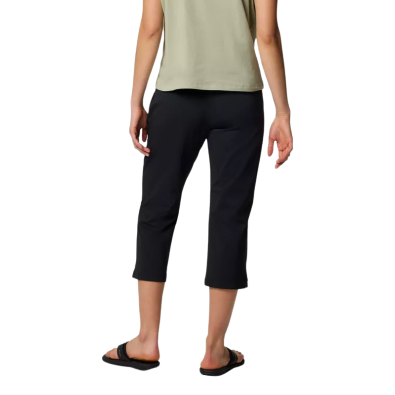 Columbia Womens All Seasons Capri in Black-1