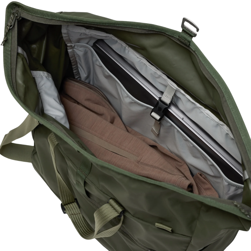 Fjallraven High Coast Tote 30 in Mountain Green-1