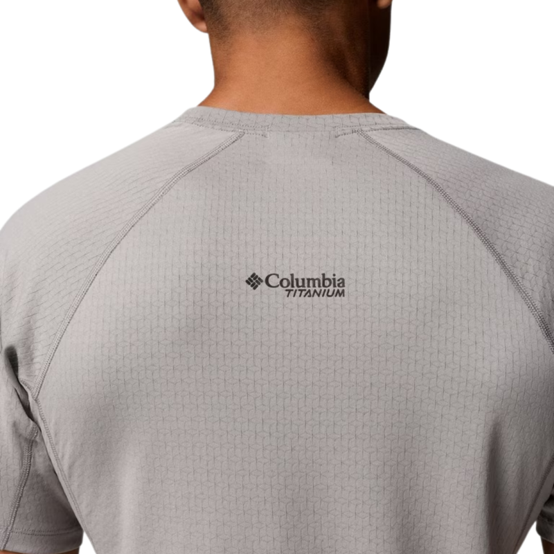 Columbia Mens Driventure Short Sleeve in Ti Titanium-1