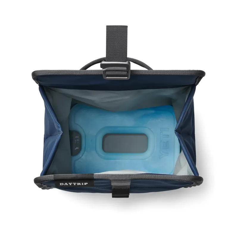 Yeti Ice Sheet Medium-4
