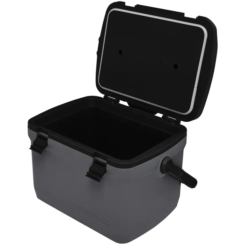 Stanley Easy-Carry Outdoor Cooler 15.1L in Black-1