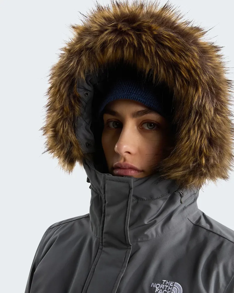 The North Face Women's Zaneck Parka in Smoked Pearl-7