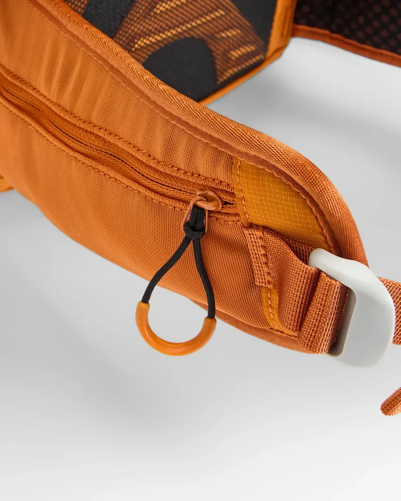 Passenger Trailscape Recycled 30L Backpack in Sunrise Orange-9