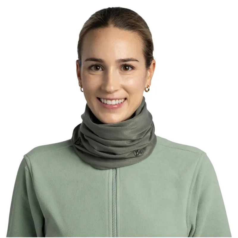 Buff Thermonet Neck Gaiter in Solid Beetle Green-2