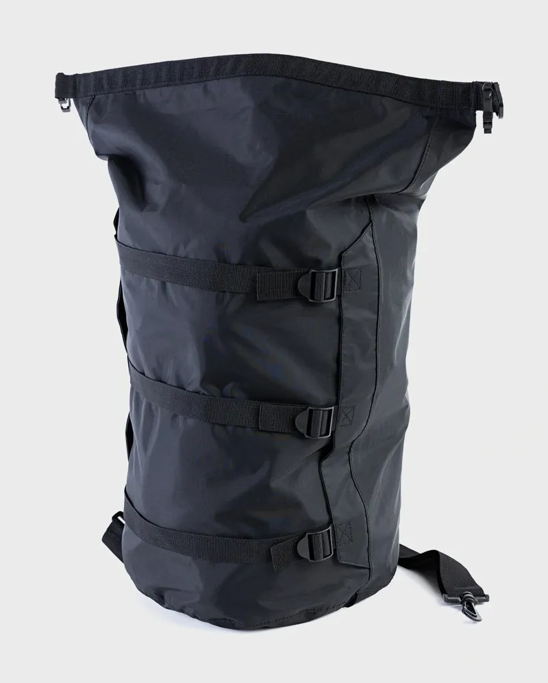 Dryrobe Compression Bag in Black-2