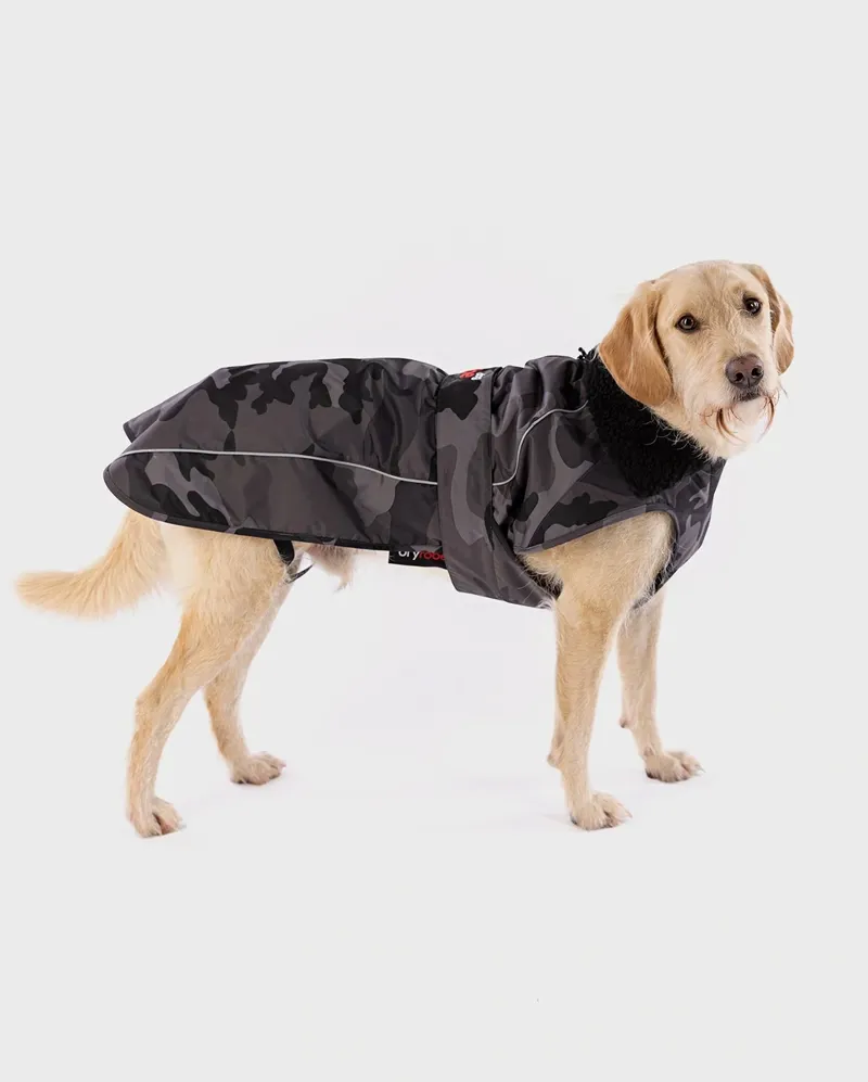 Dryrobe Dog Coat in Black Camo / Black-2