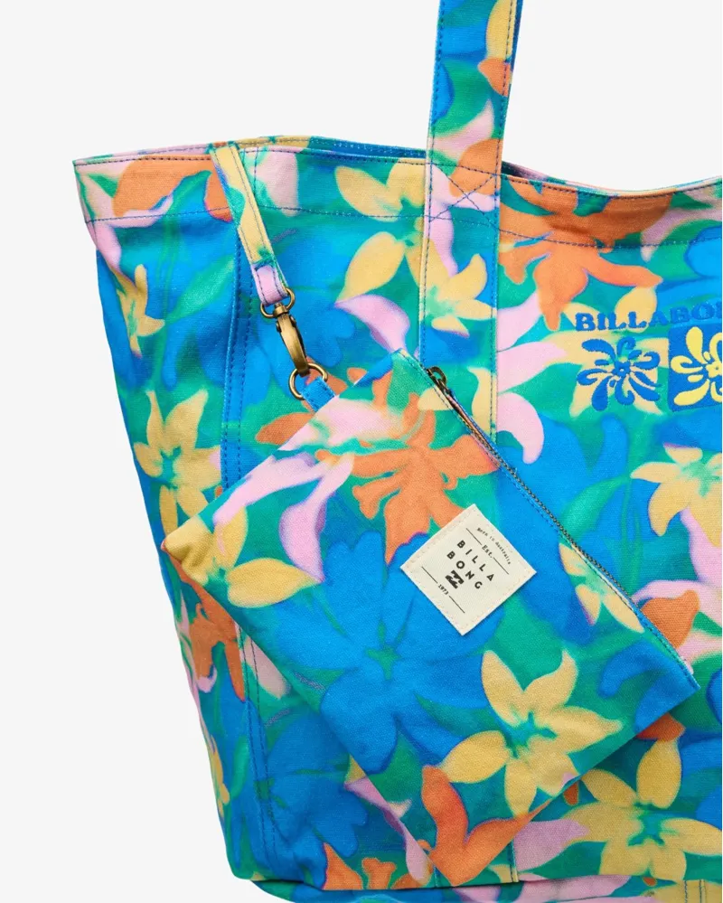 Billabong Playa Del Sol Tote Bag in Agua Flores-4