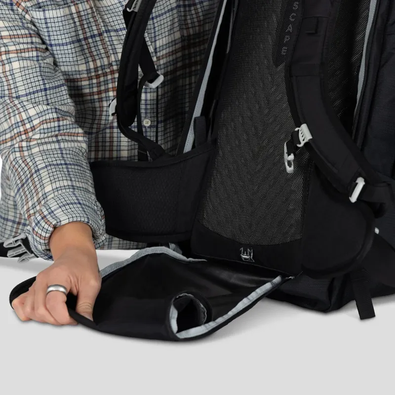 Osprey Fairview 55 Travel Pack in Black-4