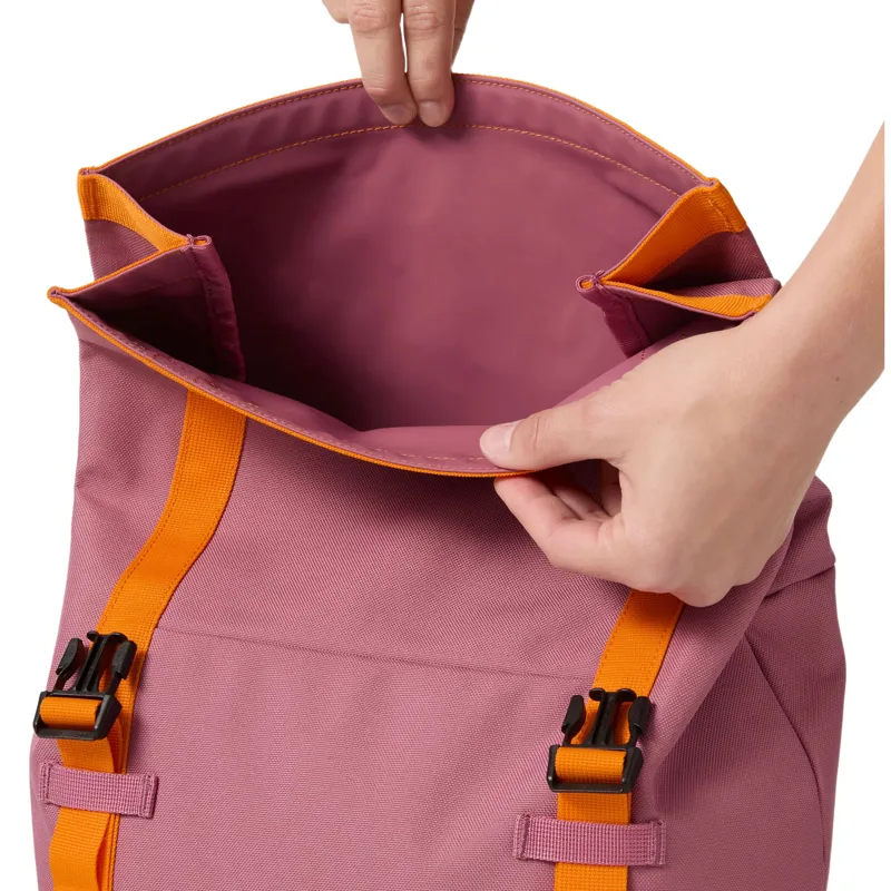 Helly Hansen Stockholm Backpack in Wildberry-8