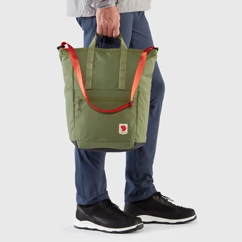 Fjallraven High Coast Totepack in Clay-8