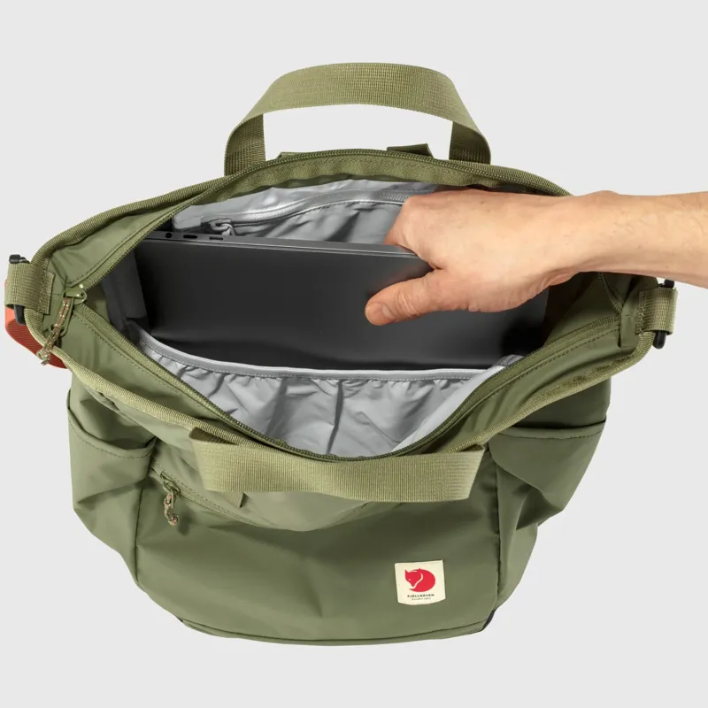 Fjallraven High Coast Totepack in Clay-4