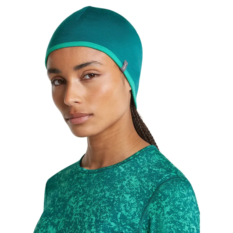 Icebreaker 200 Oasis Reverse Beanie in Tidal Teal / Fresh