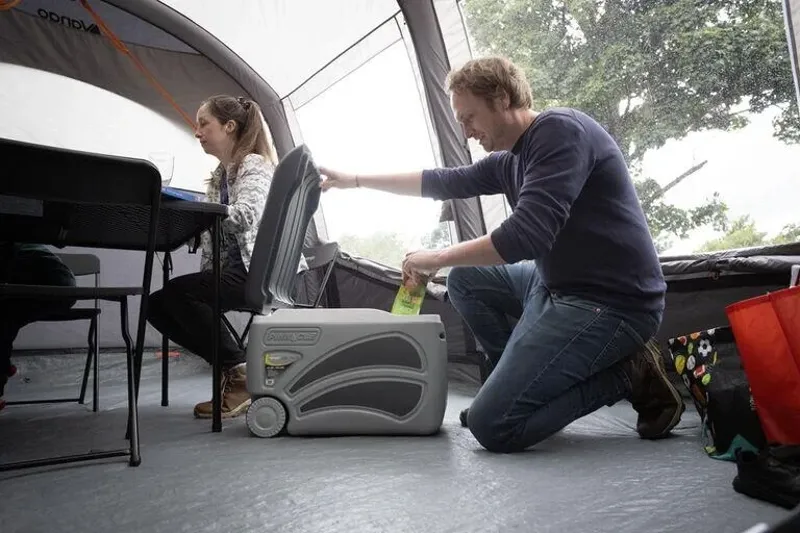 Vango Pinnacle Wheelie 45L 100Hr in Grey-3