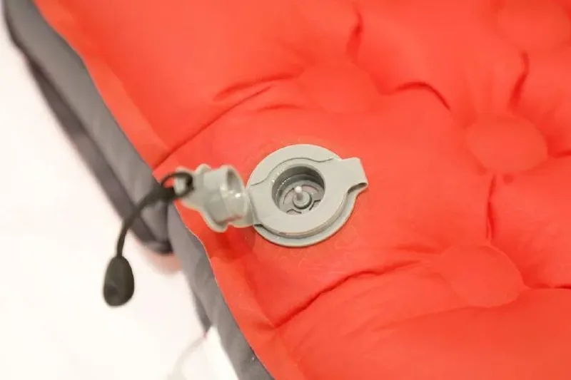 Vango Thermocore XPD in Rocket Red-6