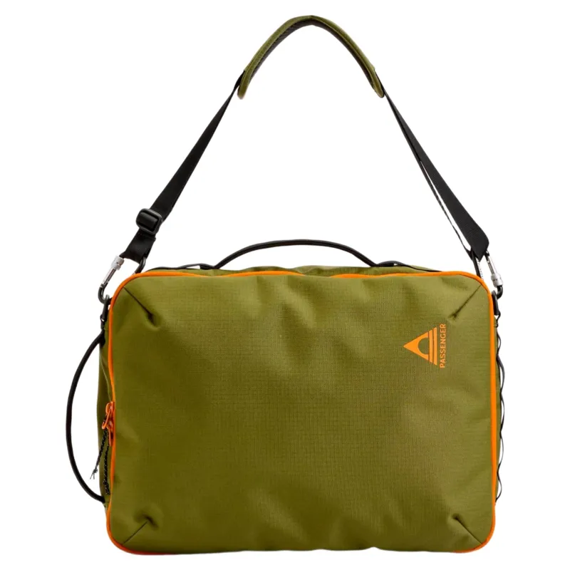 Passenger Atlas 18L Recycled Backpack Duffel in Khaki