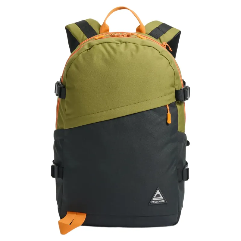Passenger Boondocker Zip Recycled 22L Backpack in Black / Khaki