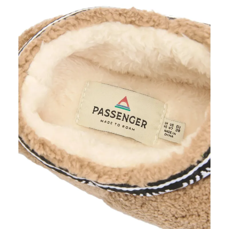 Passenger Ember 2 Sherpa Fleece Slippers in Biscuit-3