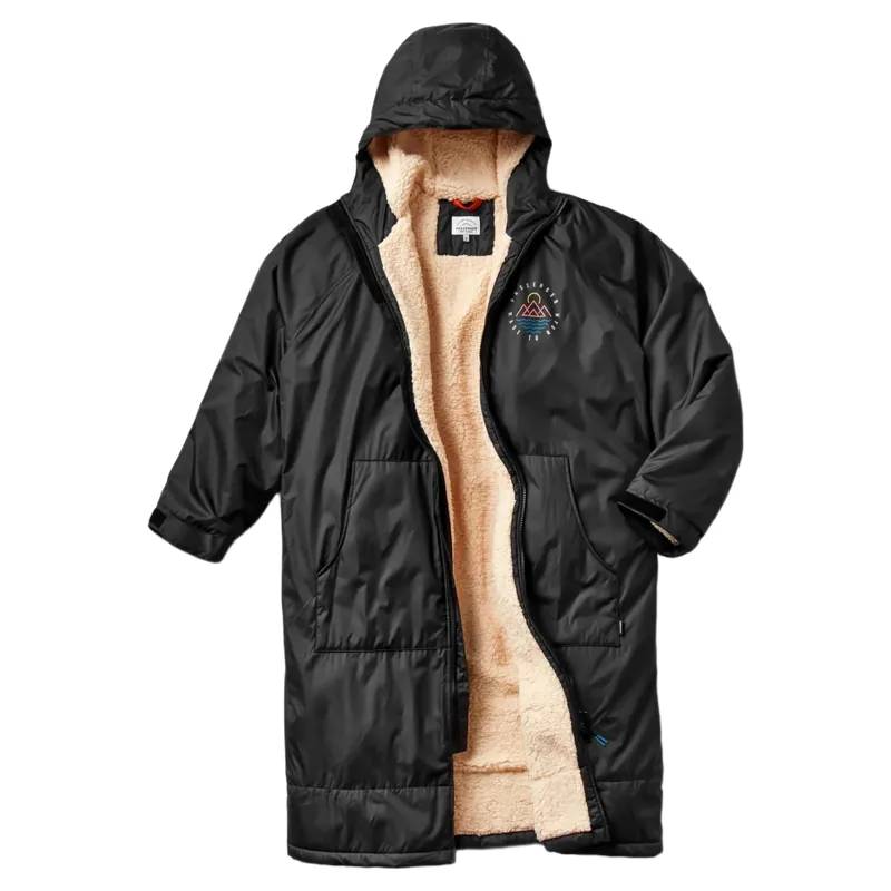 Passenger Escapism Recycled Sherpa Lined Changing Robe in Black
