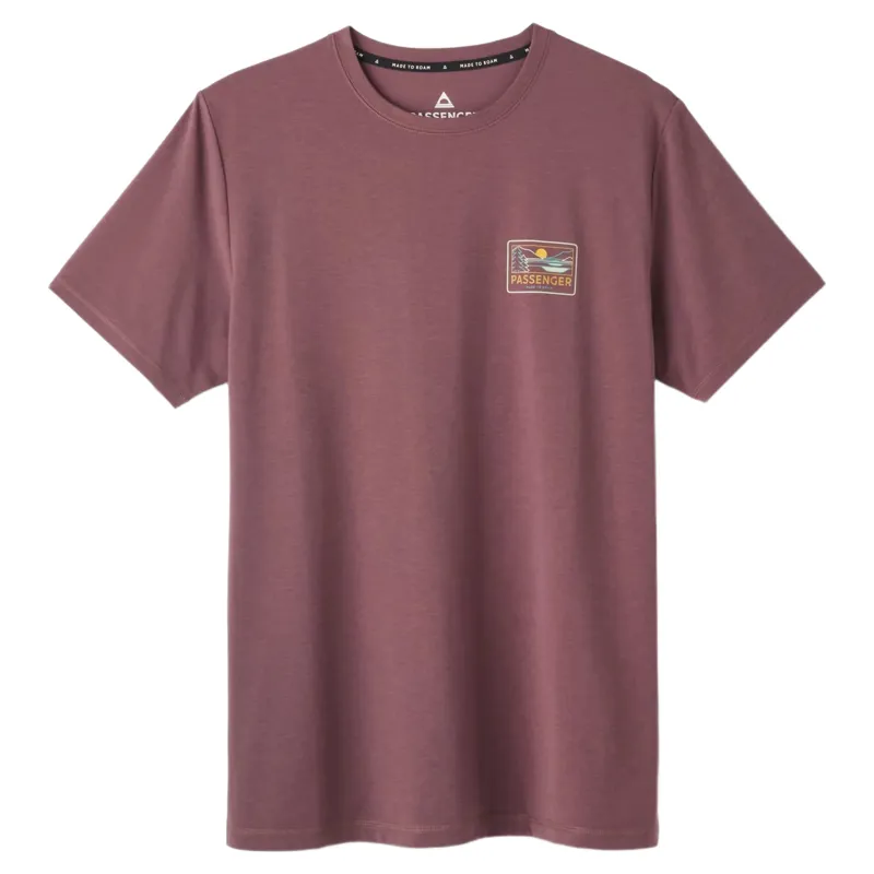 Passenger Mens Roamer Recycled Active T-Shirt in Brambleberry
