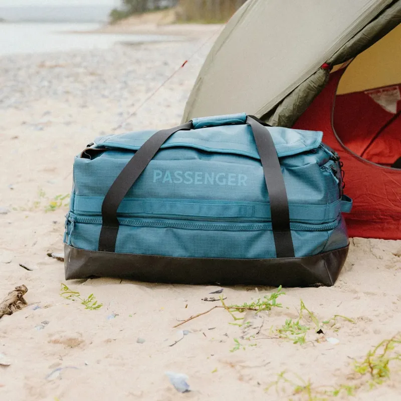 Passenger Roamer Recycled 60L Split Duffel Bag in Tidal Blue-10