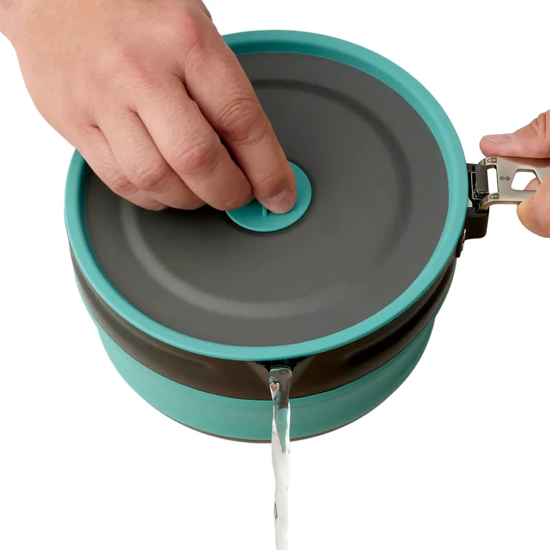 Sea To Summit Frontier UL Collapsible Pouring Pot 2.2L in Aqua Sea-4