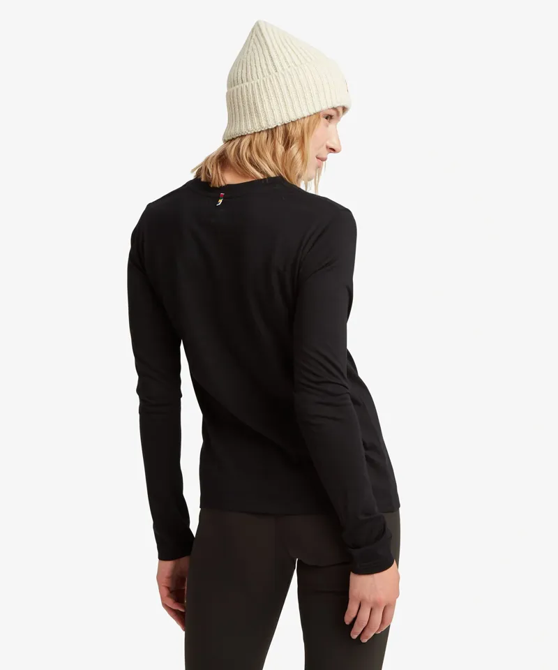 Sherpa Adventure Gear Womens Nanda Merino Long Sleeve T-Shirt in Black-4